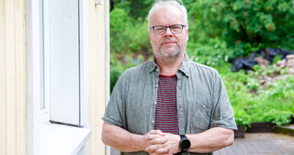 Kesällä monet tulevat ulos ihmisten ilmoille, mikä korostuu etenkin pohjoisessa, jossa kesät ovat valoisia ja talvet pimeitä, Ilkka Korva sanoo. KUVA: LUMI NIVARO