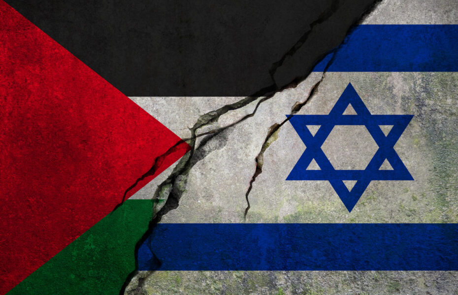 Kuvassa on päällekkäin Israelin ja Palestiinan liput.