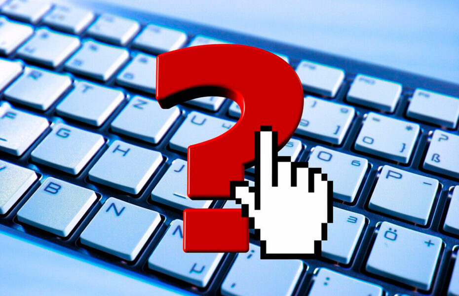 Näppäimistö, jonka päällä on kysymysmerkki.