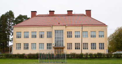 Kansanlähetyksen rakennus Ryttylässä.