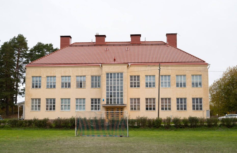 Kansanlähetyksen rakennus Ryttylässä.
