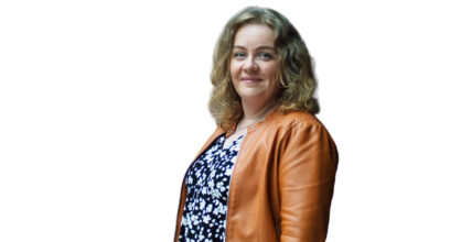 Soili Haverinen hymyilee.